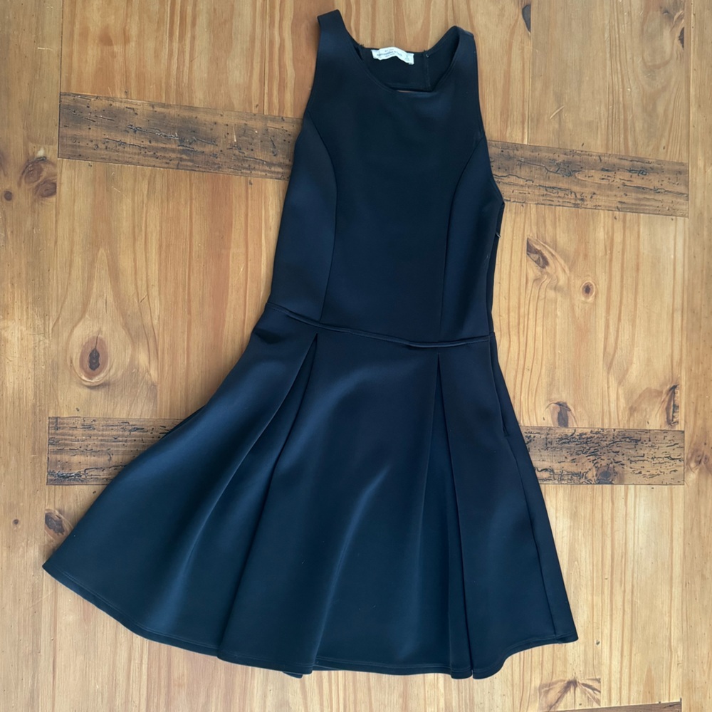 Abercrombie &Fitch size Small black dress